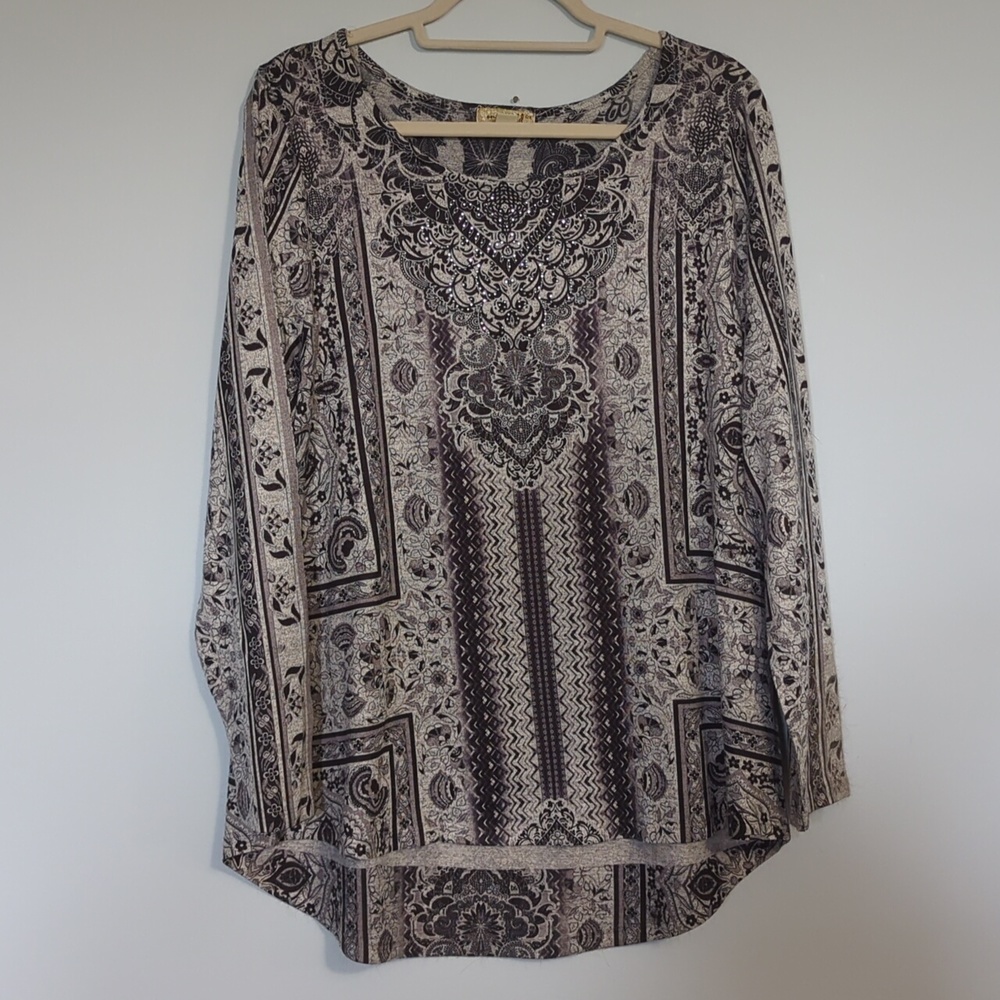 PLUS SIZE Black Printed Shirt